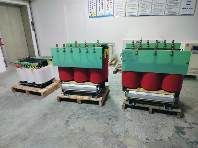 双鸭山KS11-1000KVA矿用变压器